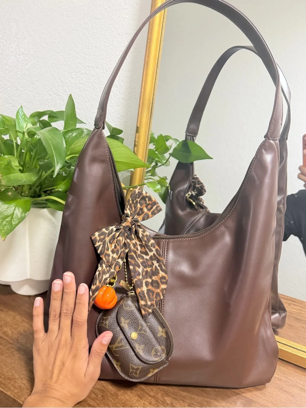 Trendy faux leather hobo shoulder bag